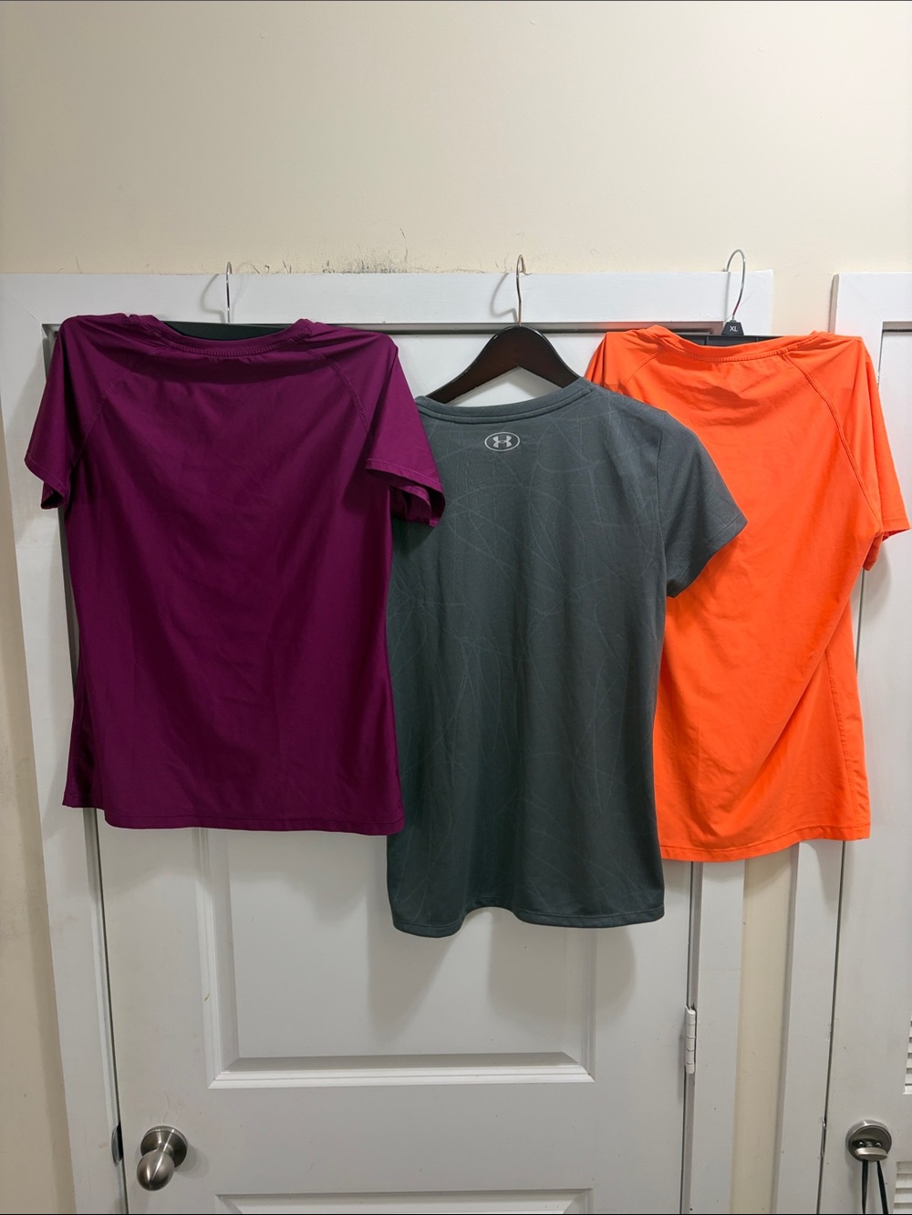 3 women’s Under Armour Women’s Short Sleeve Performance Tee - all size medium - Picture 5 of 8